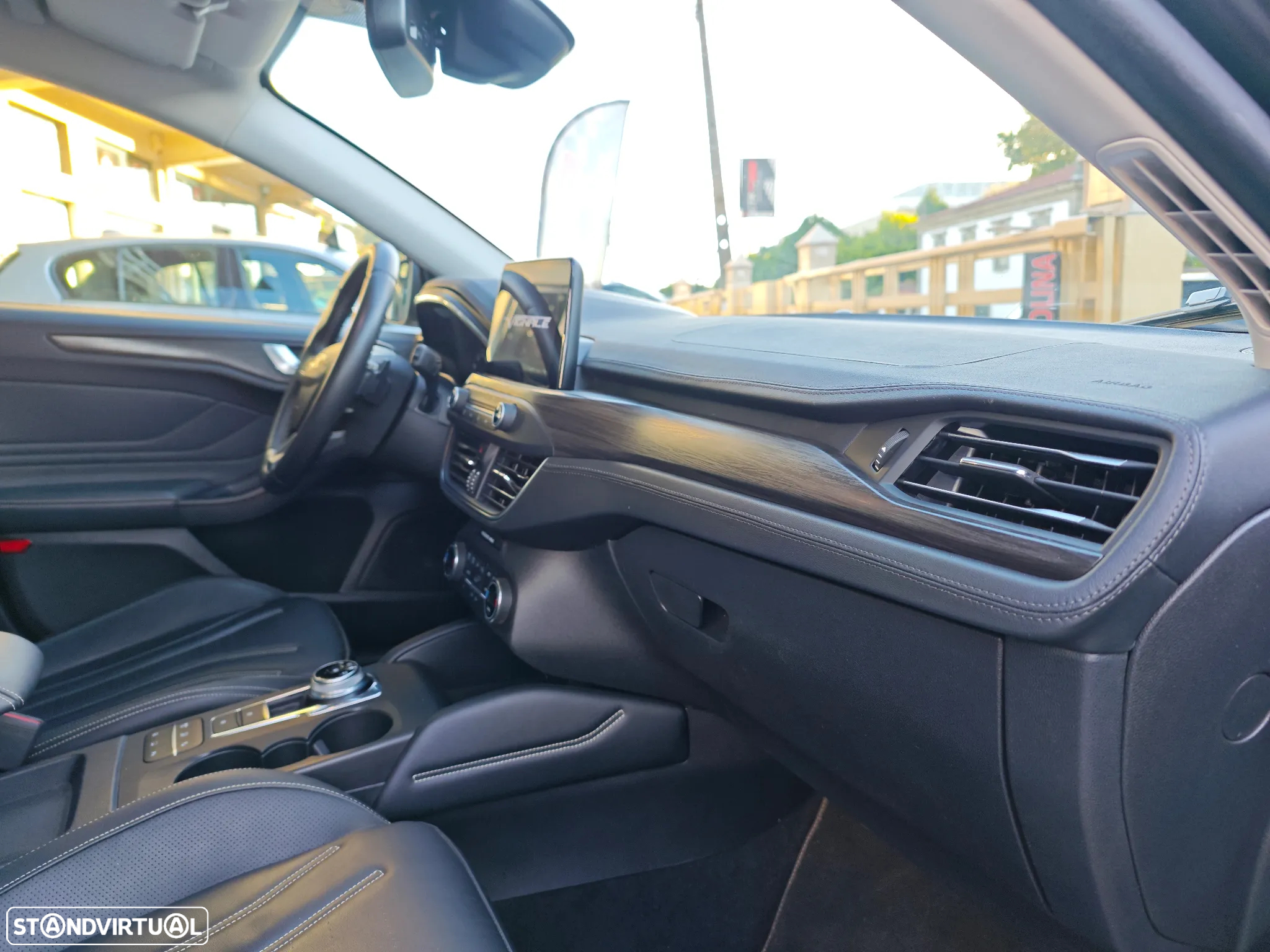 Ford Focus 1.5 EcoBoost Vignale Aut. - 29