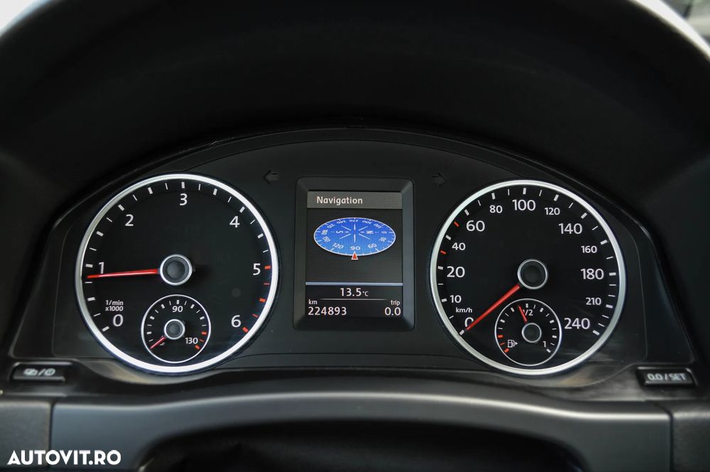 Volkswagen Tiguan 2.0 TDI 4Motion DSG Sport & Style - 17