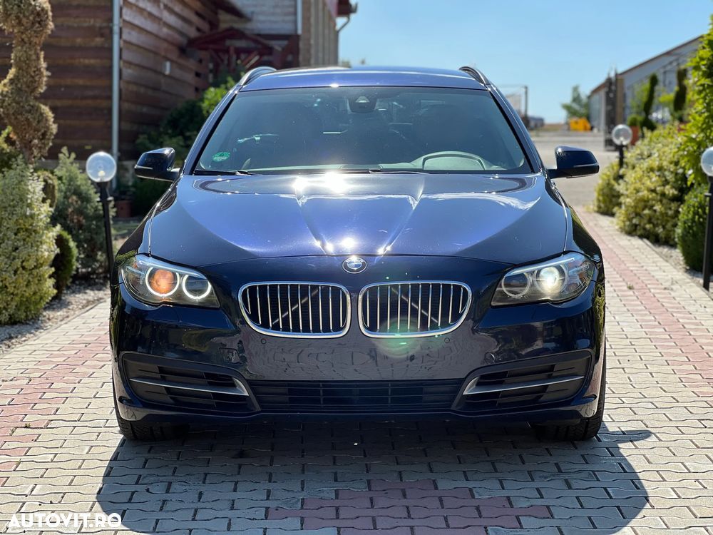 BMW Seria 5 525d Touring - 2