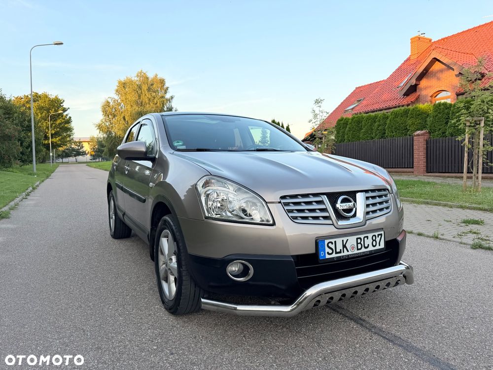 Nissan Qashqai - 2