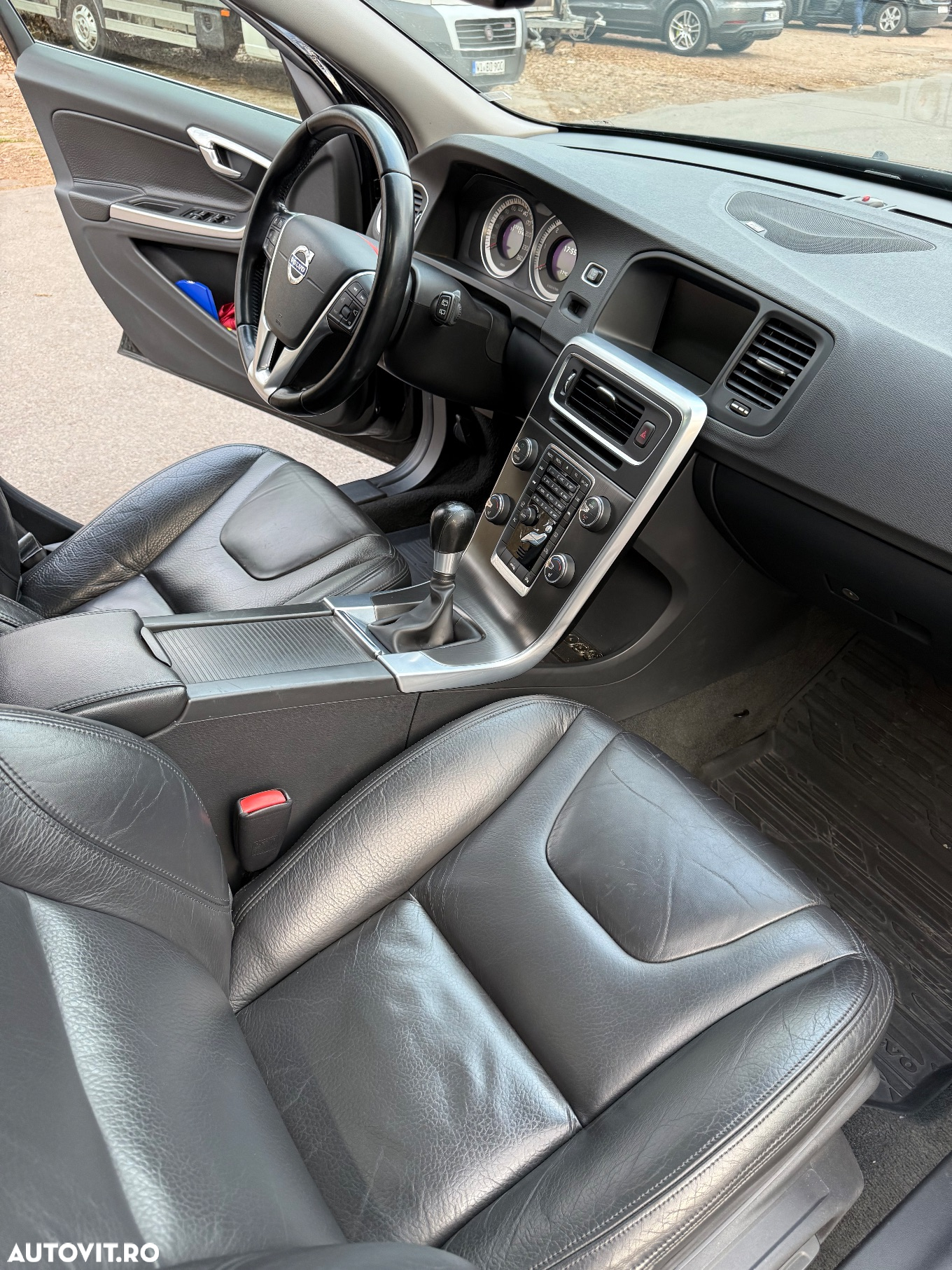 Volvo V60 D5 Start-Stop Summum - 12