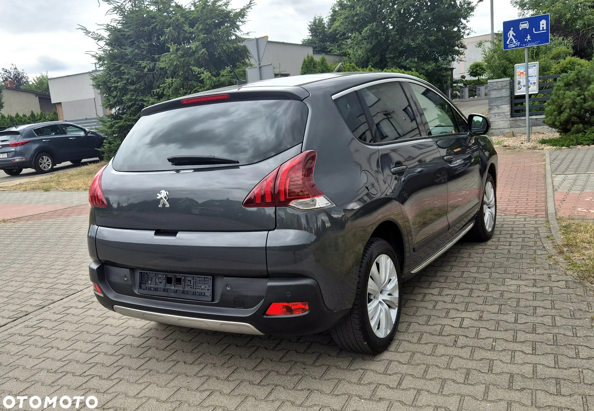 Peugeot 3008 HDi FAP 115 EGS6 Stop&Start Business-Line - 33