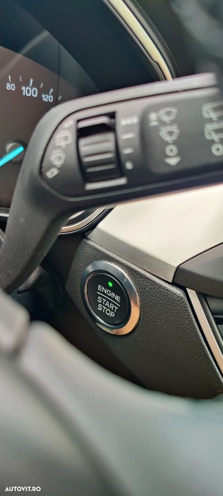 Ford Focus 1.5 EcoBlue Titanium - 13