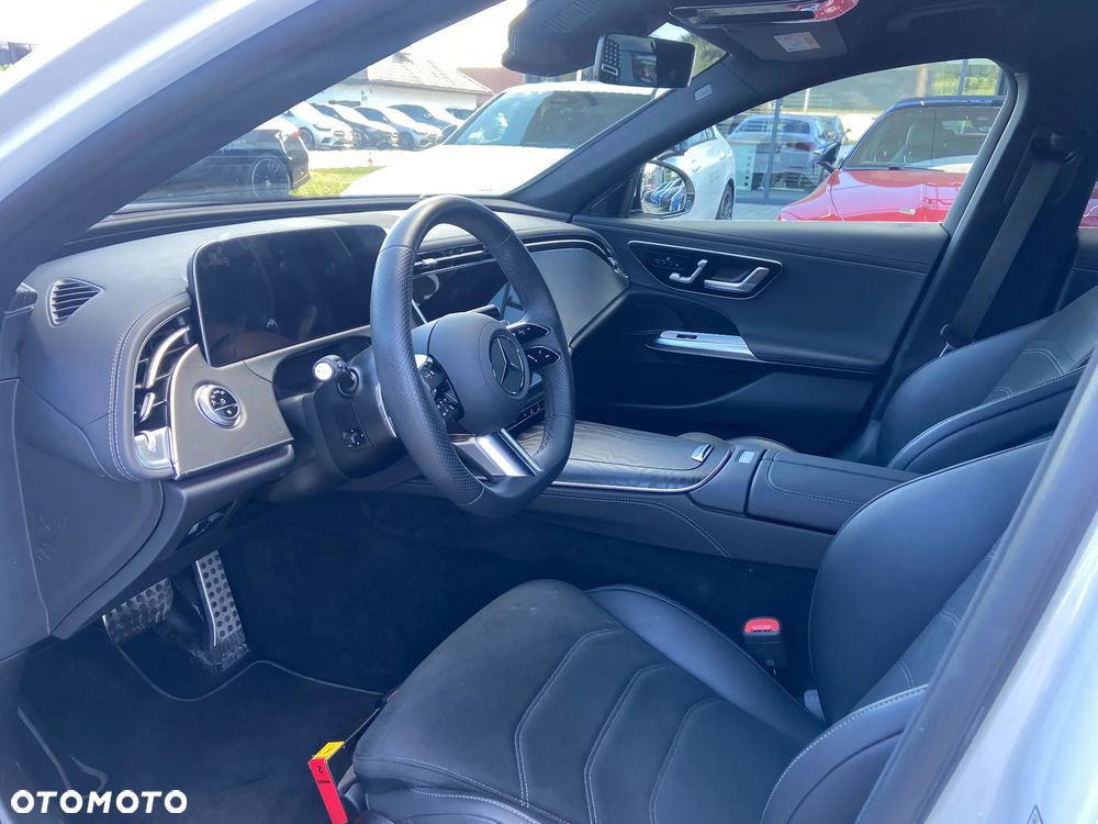 Mercedes-Benz Klasa E 220 d mHEV 4-Matic AMG 9G-Tronic - 6
