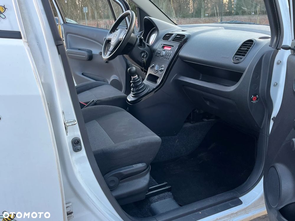 Opel Agila 1.0 ecoFLEX - 25