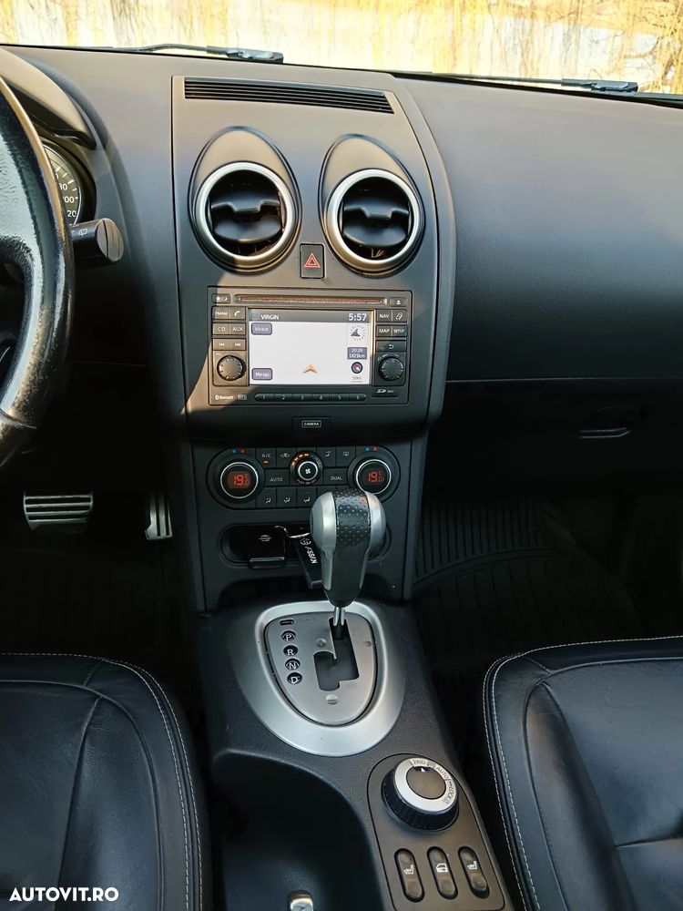 Nissan Qashqai 2.0 DCI 4 x 4 DPF Aut tekna - 6