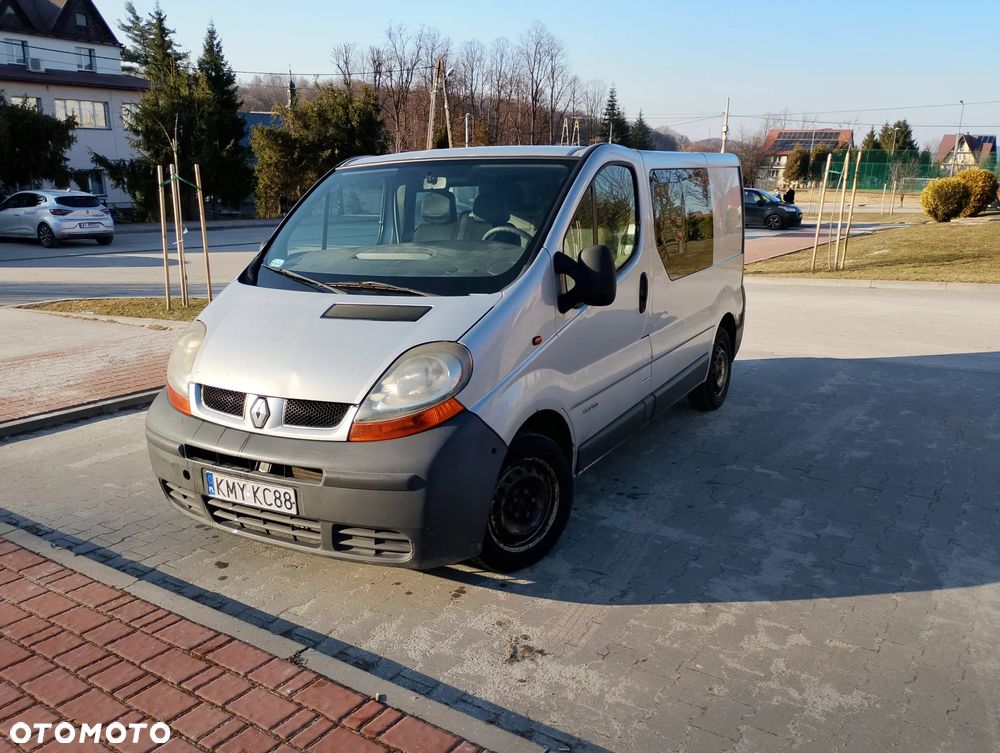 Renault Trafic - 2