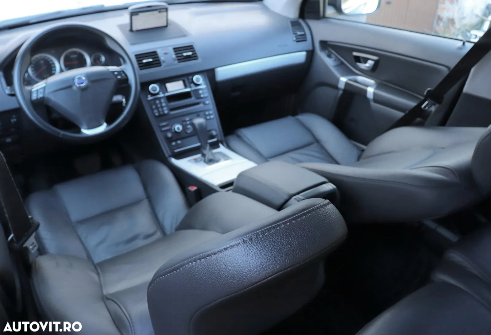 Volvo XC 90 D5 AWD Geartonic Summum - 13