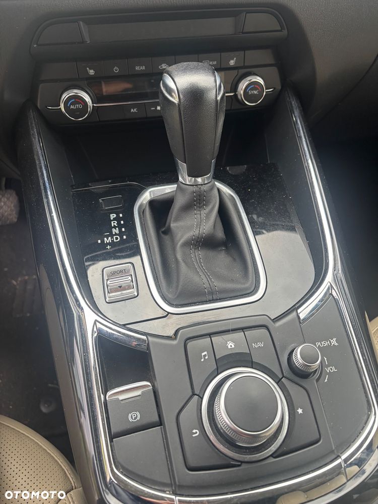 Mazda CX-9 - 11