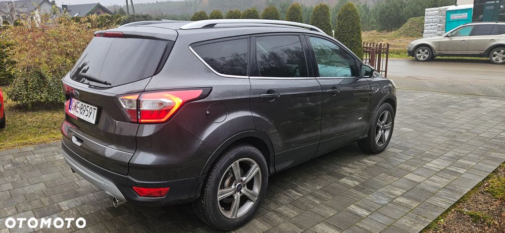 Ford Kuga 2.0 TDCi AWD Titanium - 4