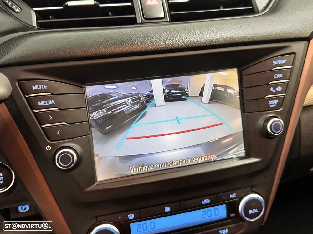 Toyota Avensis Touring Sports 2.0 D-4D Luxury+GPS - 38