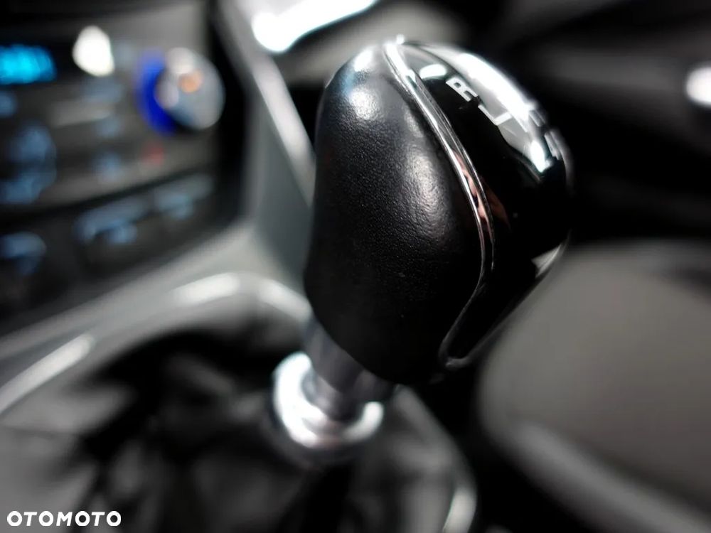 Ford Kuga 2.0 TDCi AWD Titanium - 22