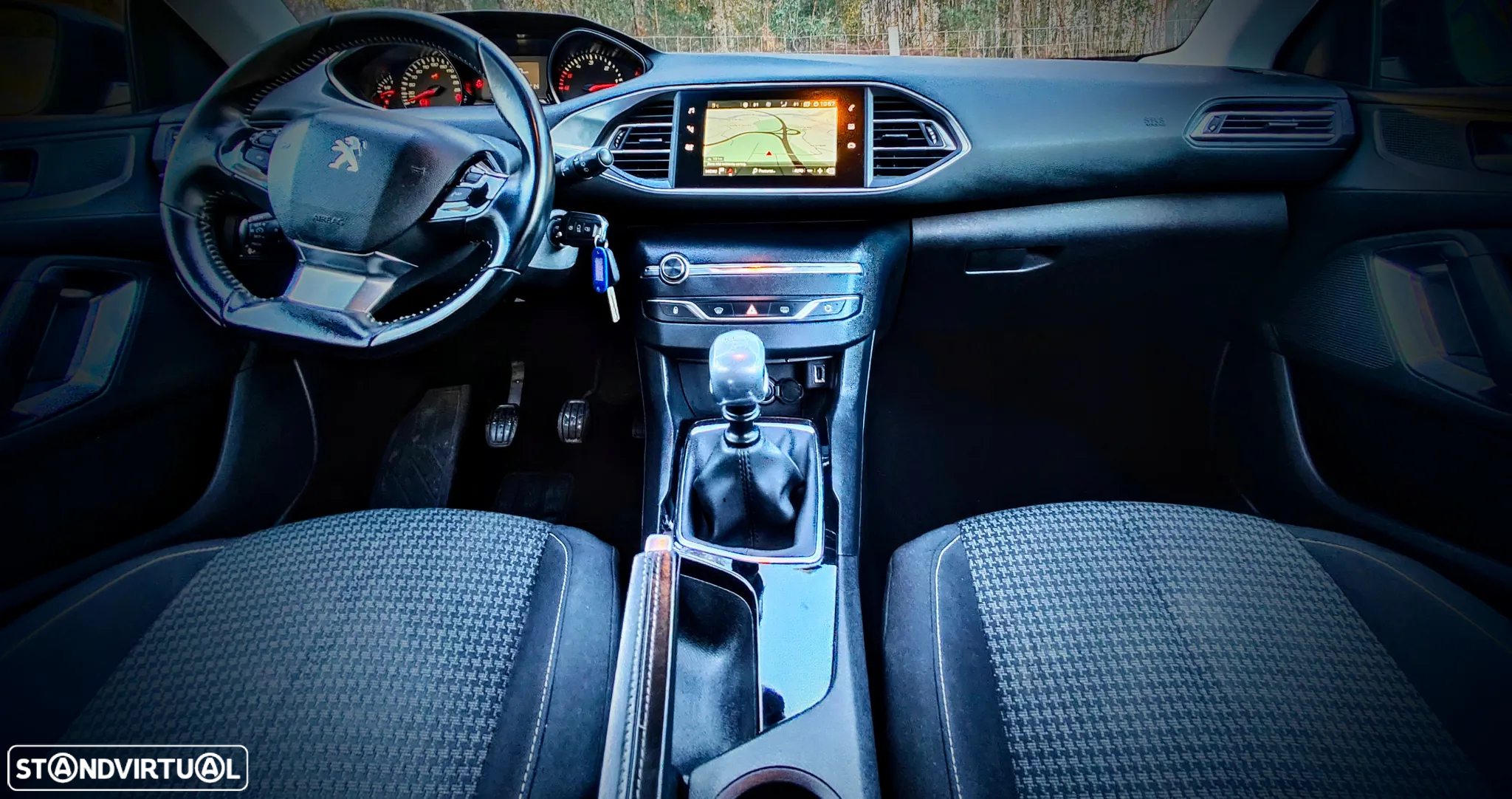 Peugeot 308 1.6 BlueHDi Active J17 - 15
