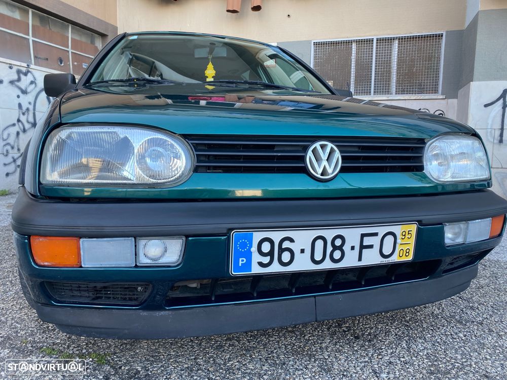 VW Golf 1.6 GT - 1