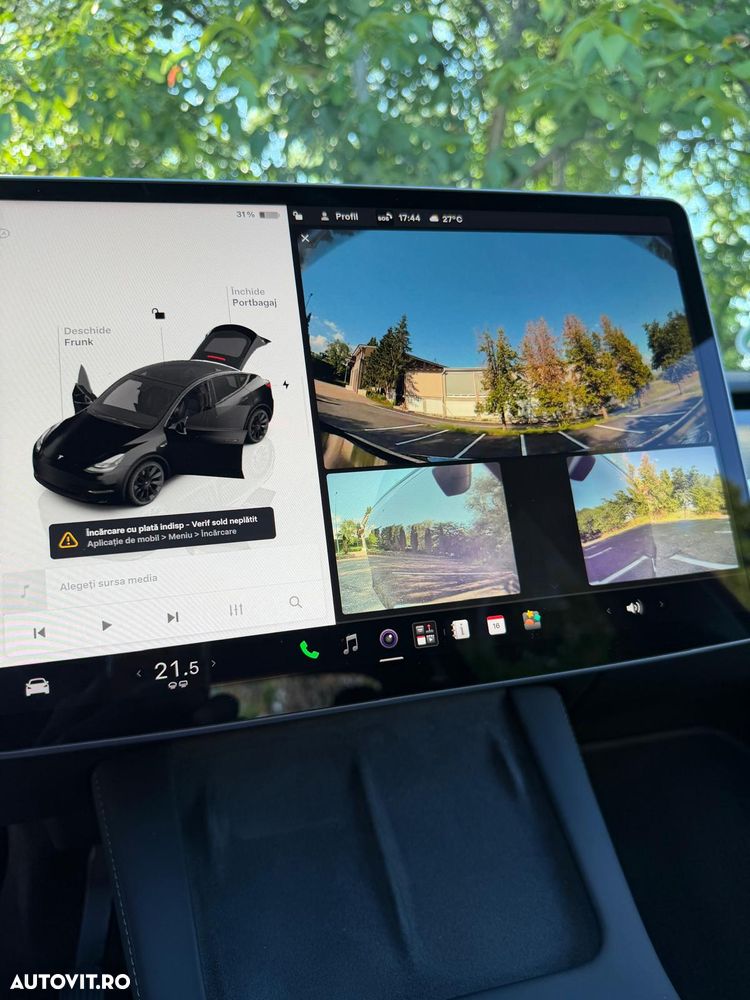 Tesla Model Y Long Range Dual Motor AWD - 25
