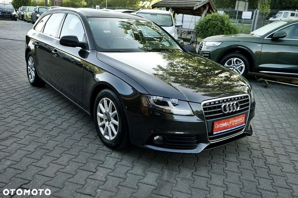 Audi A4 Avant - 9