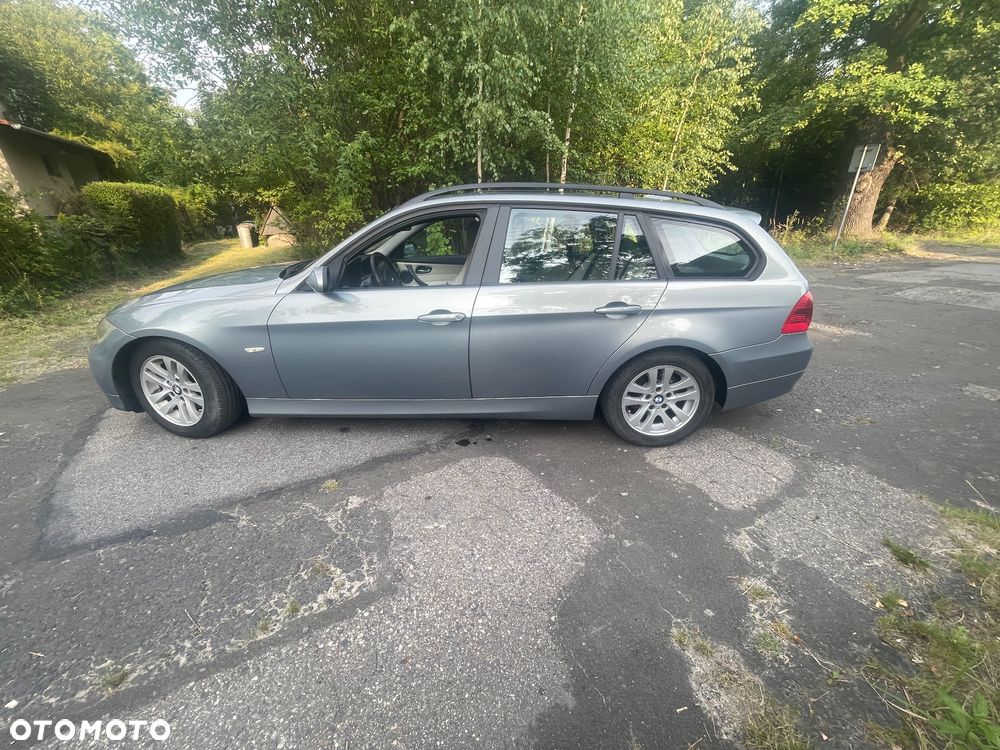 BMW Seria 3 320d - 15