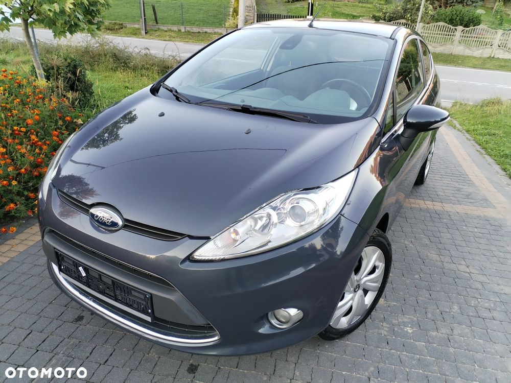 Ford Fiesta 1.25 Titanium - 32