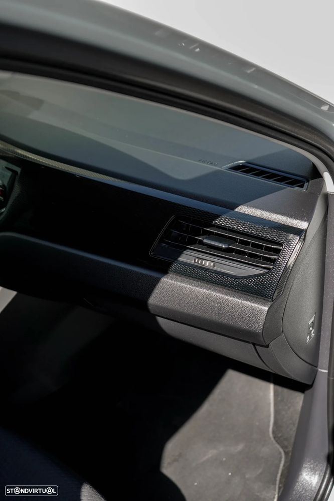 VW Taigo 1.0 TSI Urban Style - 23