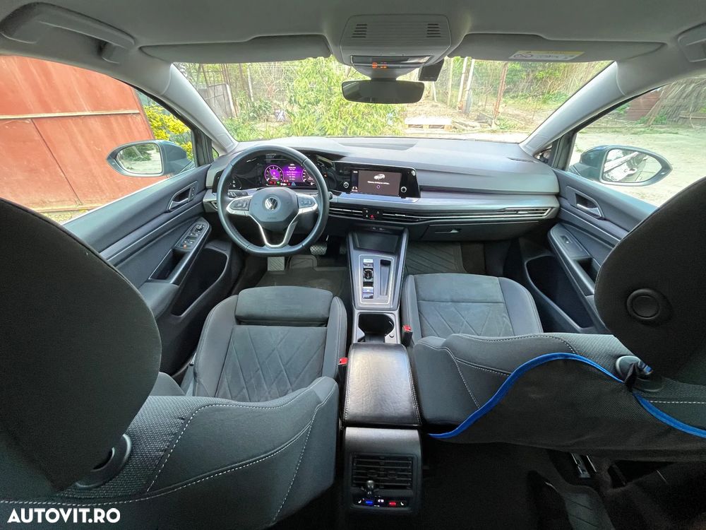Volkswagen Golf - 6