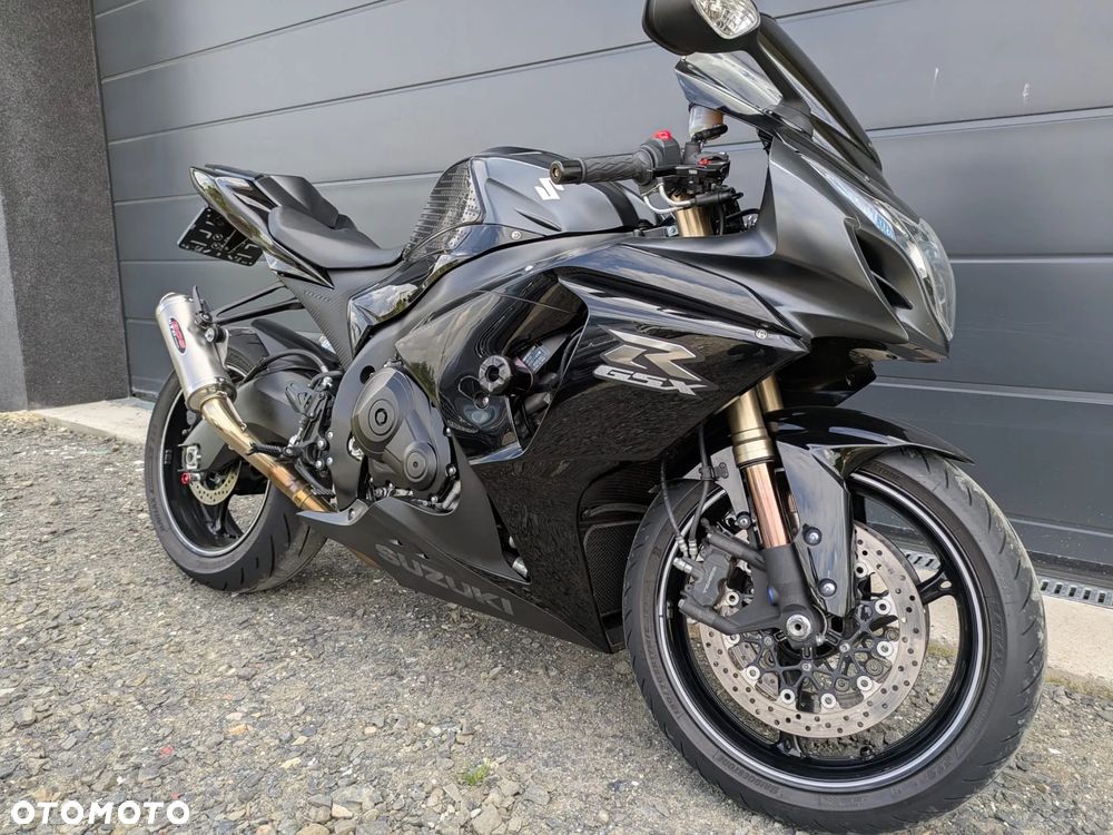 Suzuki GSX-R - 6