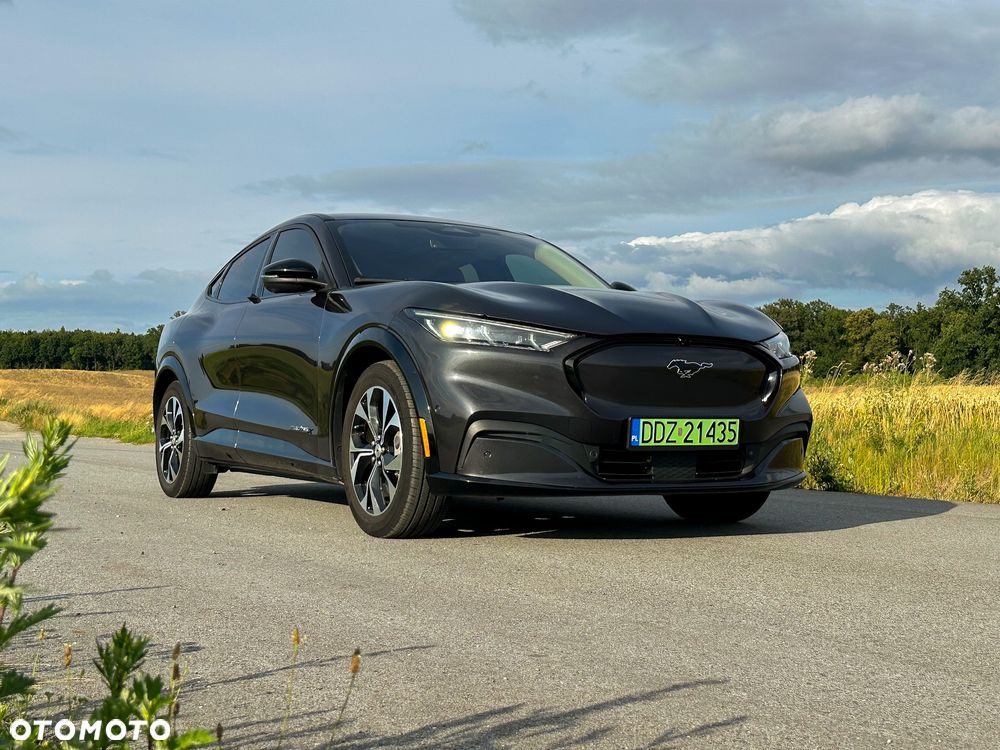 Ford Mustang Mach-E PREMIUM - 18