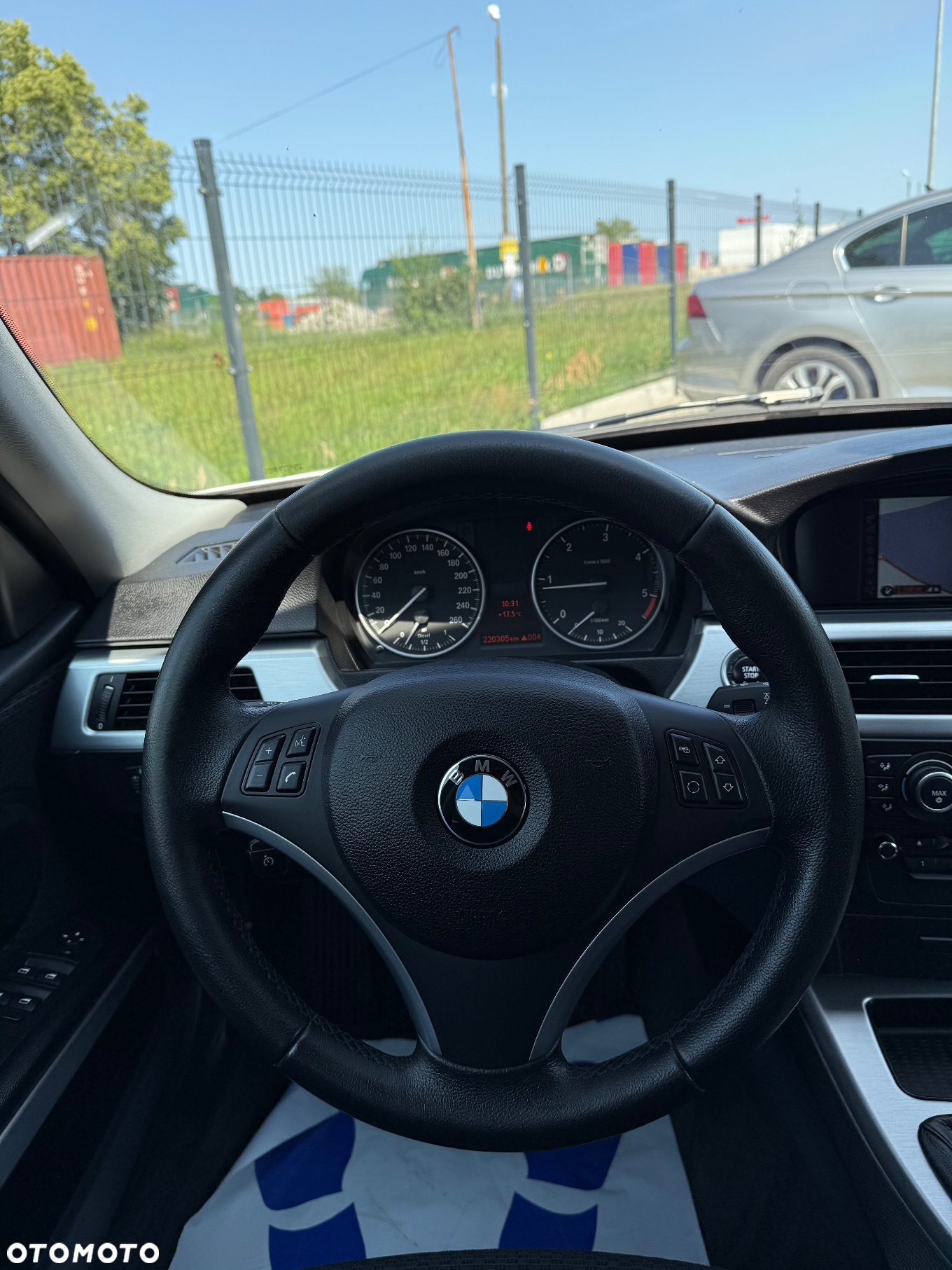 BMW Seria 3 320d - 26