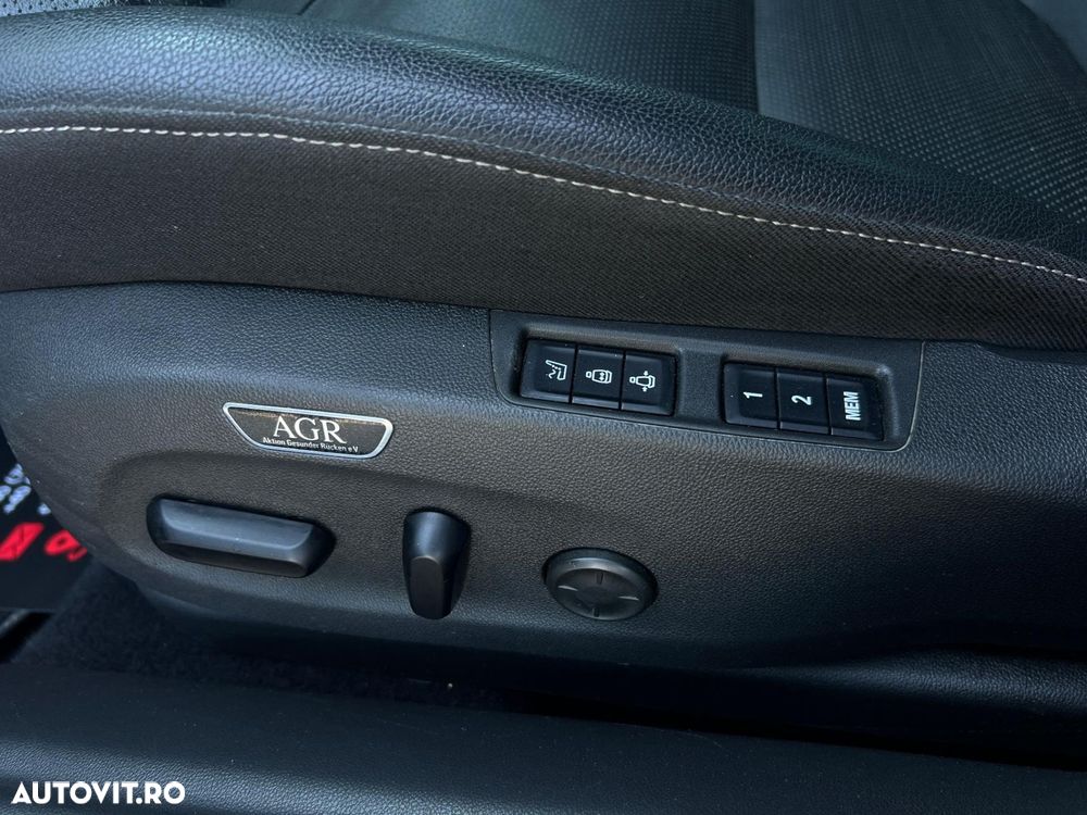 Opel Insignia - 14