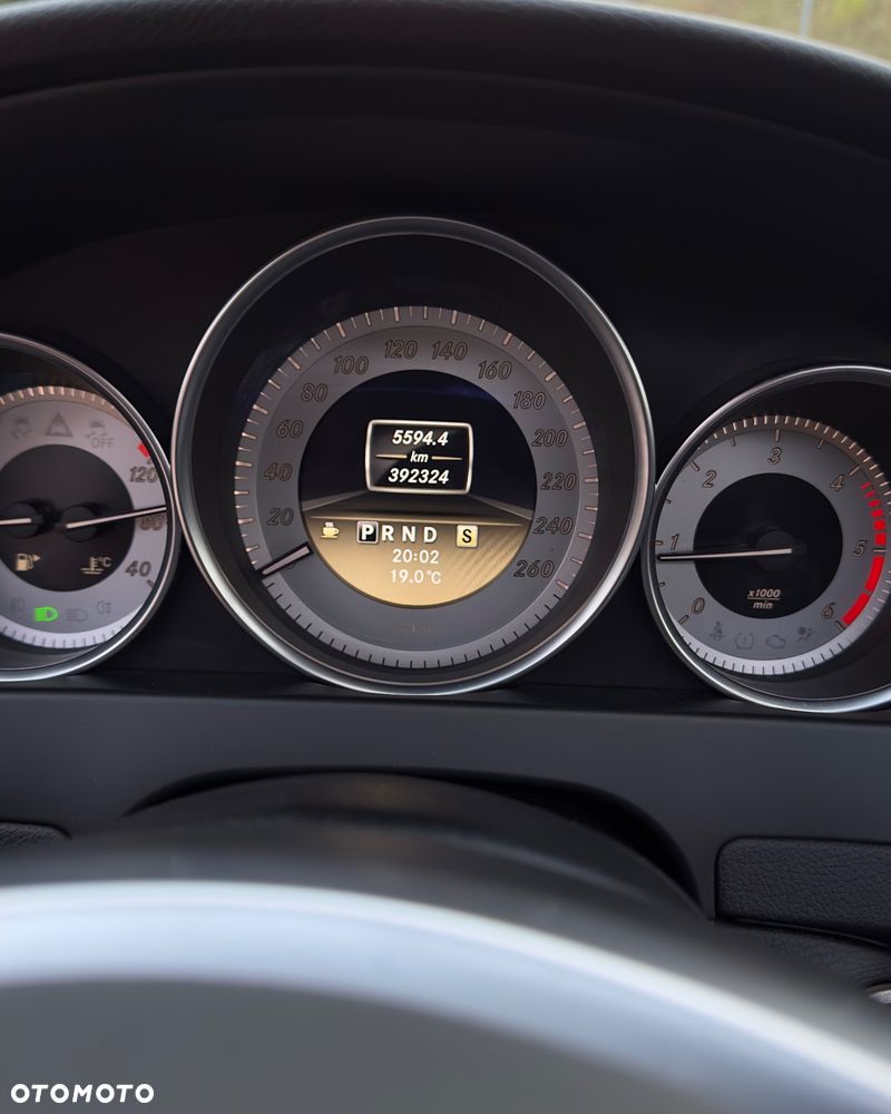 Mercedes-Benz Klasa C 220 CDI BlueEff 4-Matic Avantgarde - 17