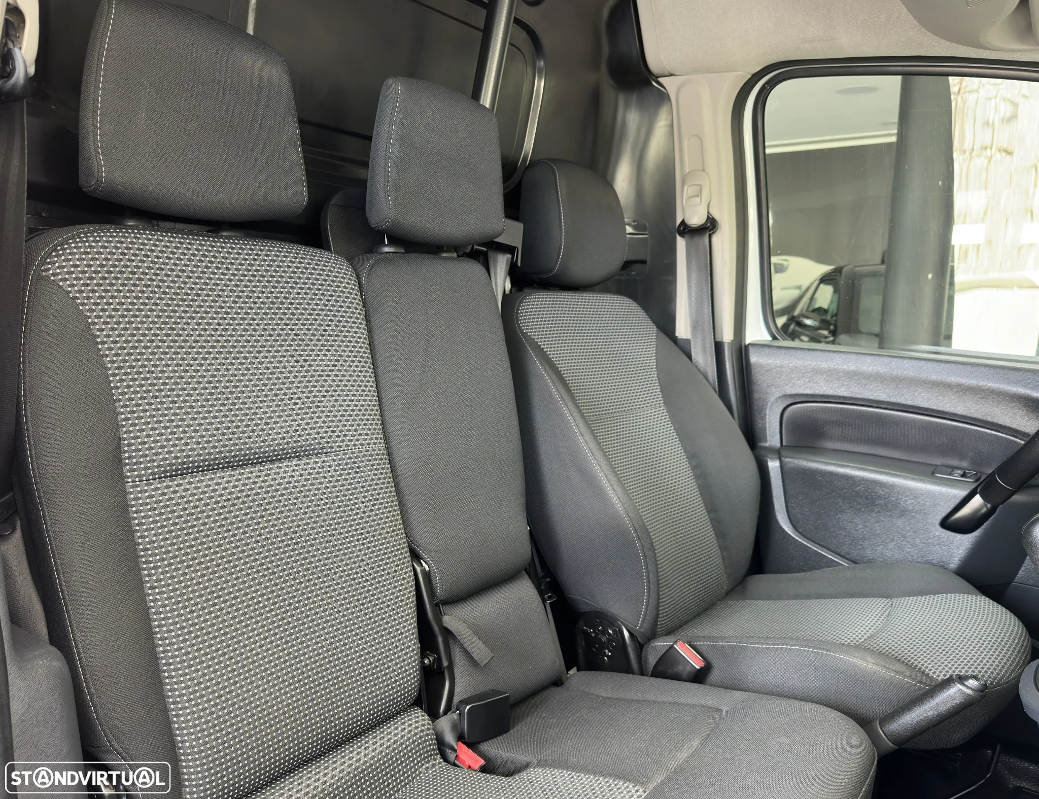 Mercedes-Benz Citan 109 CDi/27 GPS 3 Lug. IVA DEDUTÍVEL Nacional - 15
