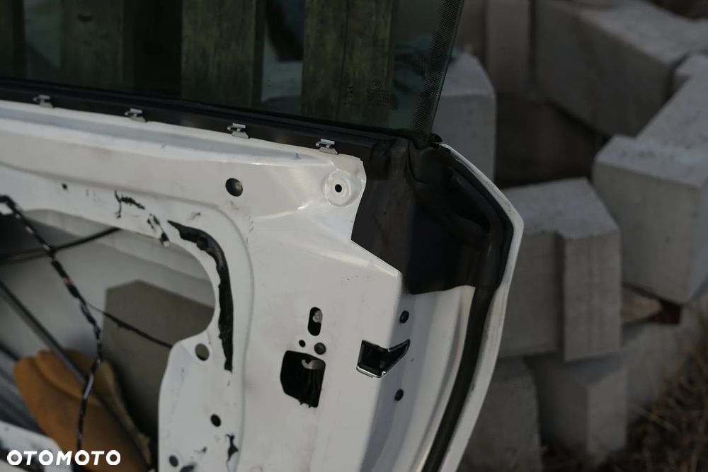 Drzwi przód przednie prawe BMW seria 1 F21 3d  300 - 13