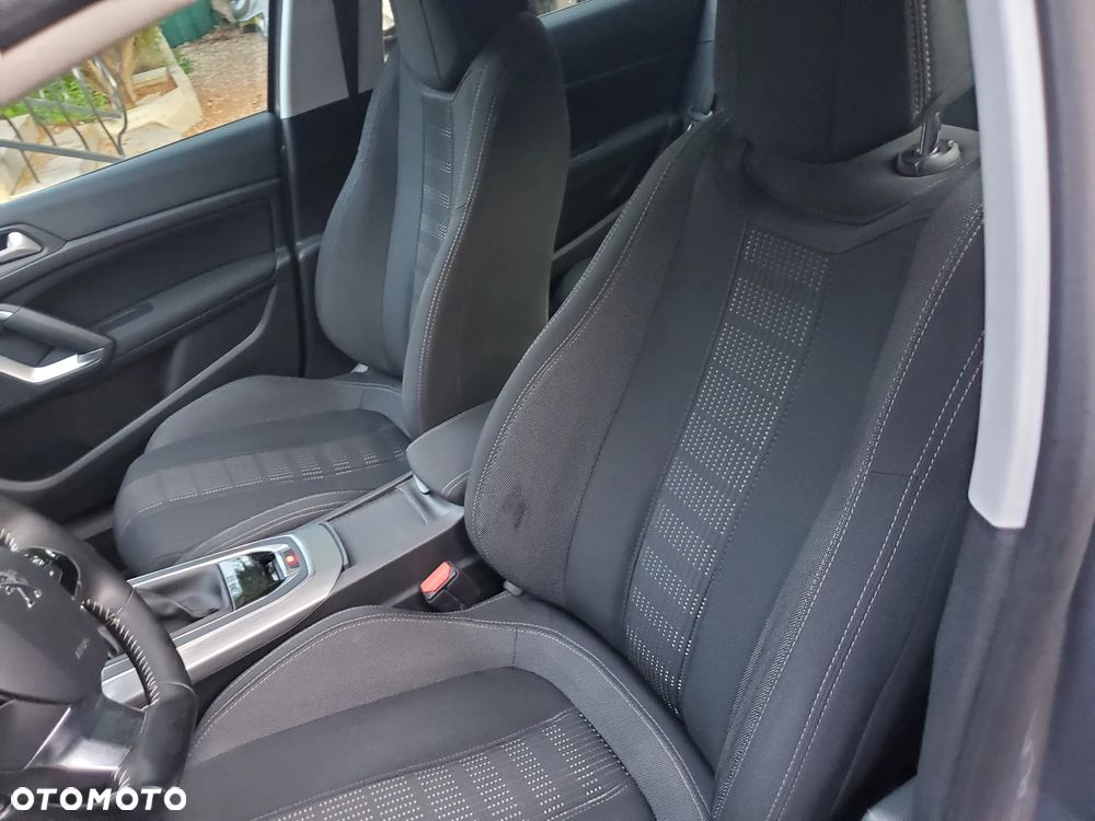 Peugeot 308 130 e-THP Stop & Start Allure - 11