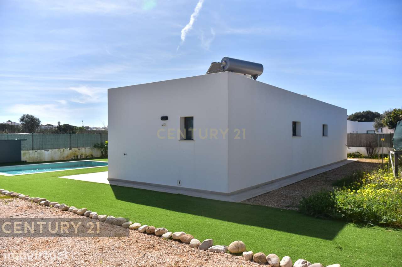 Luxo e Tranquilidade em Sagres:  Moradia Contemporânea - Grande imagem: 4/45