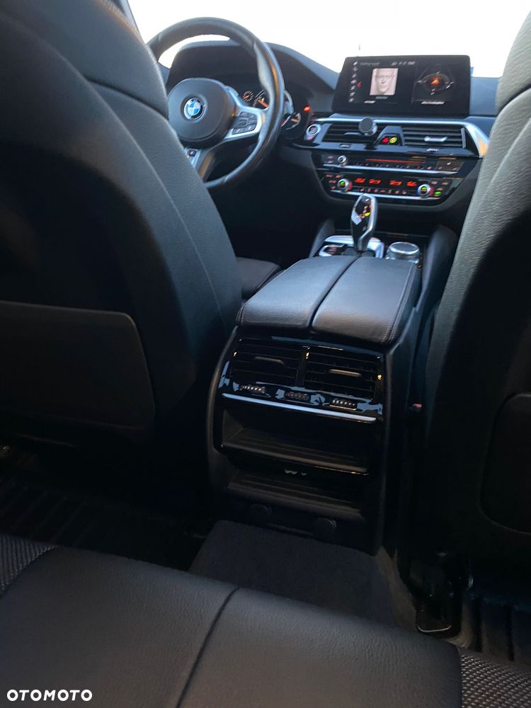 BMW Seria 5 - 16