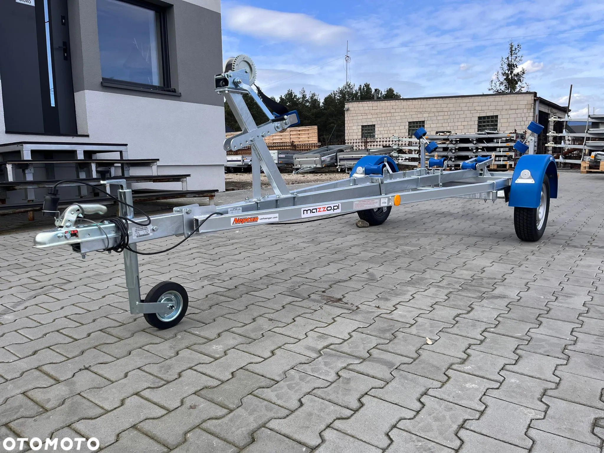 Neptun DOSTAWA! Przyczepka GN034 pod łódź do 5,5m NIEHAMOWANA Przyczepa podłodziowa z podwójnymi rolkami i kołyską! ŁOŻYSKA WODOODPORNE! Lekka, kat.B - 8
