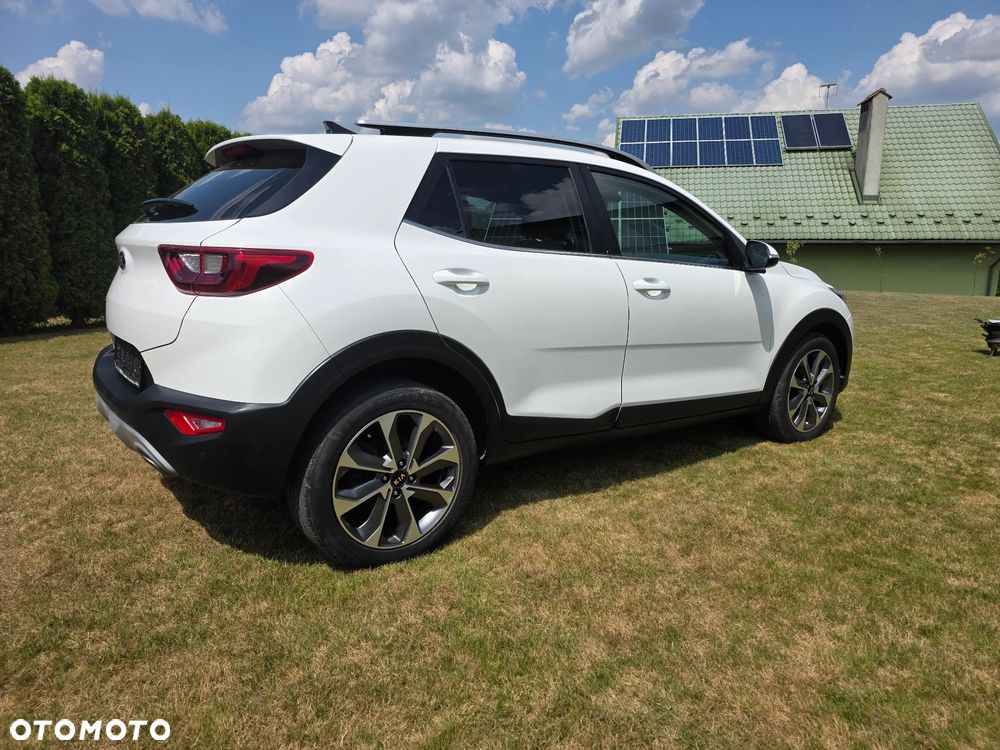 Kia Stonic 1.4 M - 16