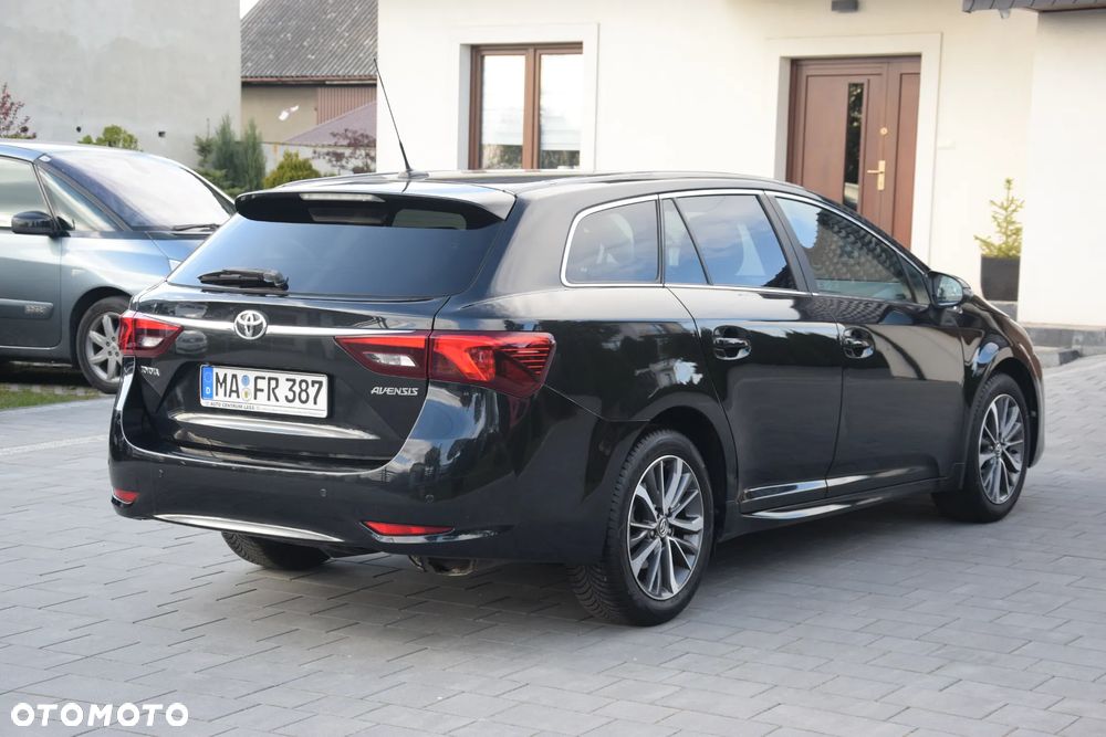 Toyota Avensis 1.8 Edition (2014) - 11