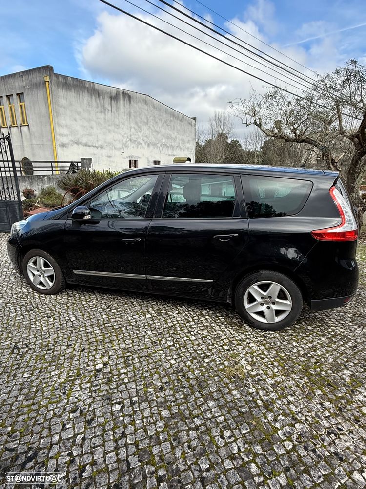 Renault Grand Scénic 1.5 dCi Bose Edition SS - 5