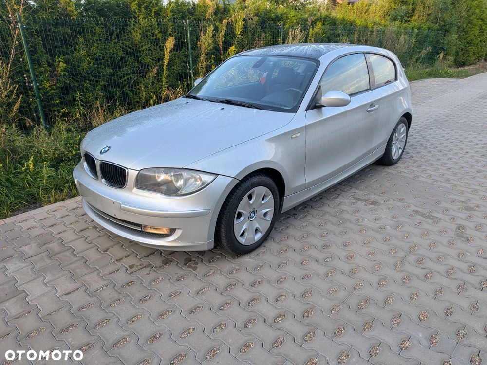 BMW Seria 1 118i - 4