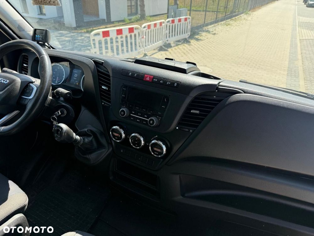 Iveco Daily 50C16 | 3.0 | Bliźniak 8 EP | pełen serwis | Winda | Zasilanie zewnętrzne | - 7