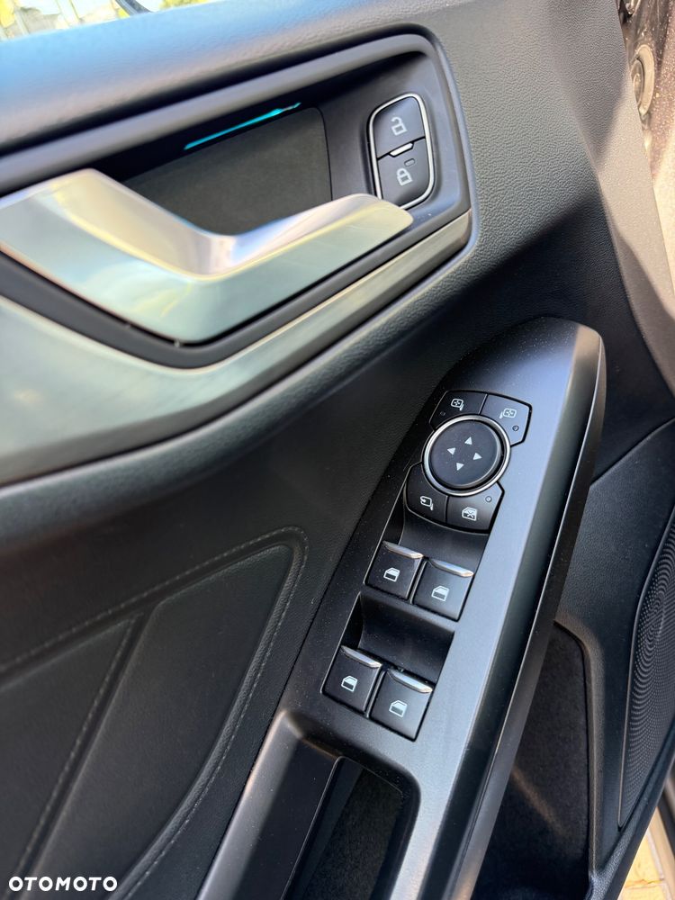 Ford Focus - 28