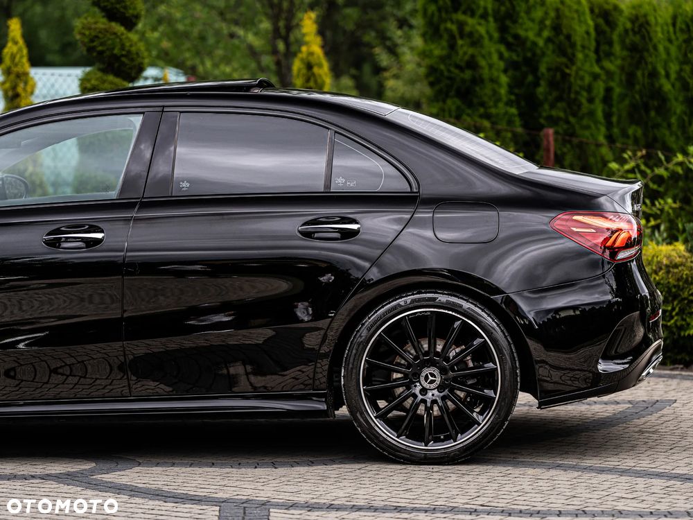 Mercedes-Benz Klasa A 220 4-Matic AMG Line 7G-DCT - 11