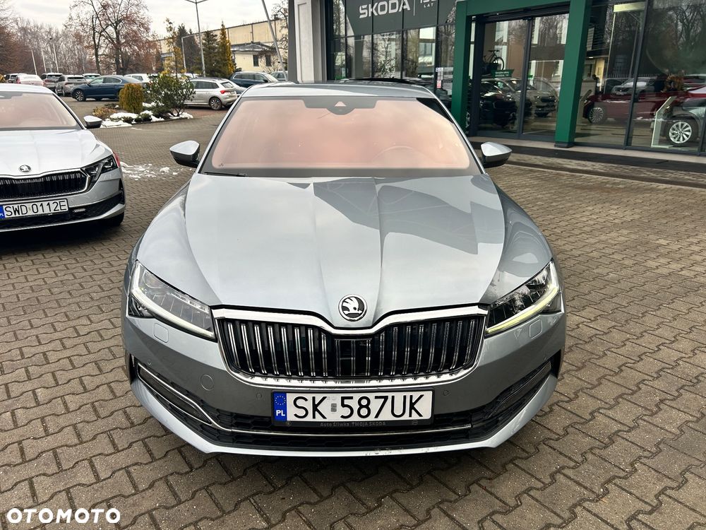 Skoda Superb 2.0 TDI SCR L&K DSG - 10