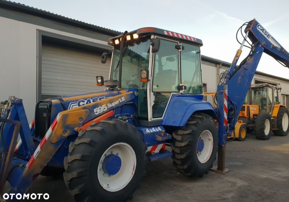 Case 595 Super LE ładowarka kołowa - 4
