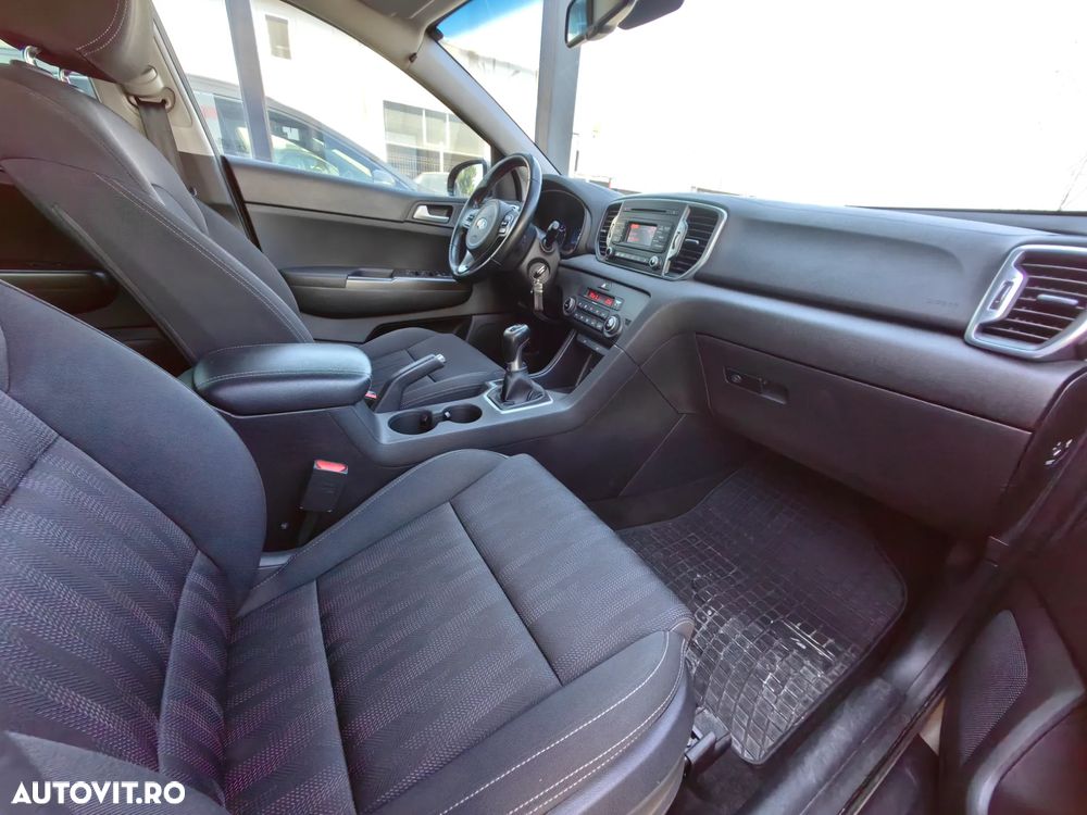 Kia Sportage 1.6 GDI 6MT 4x2 Style - 18