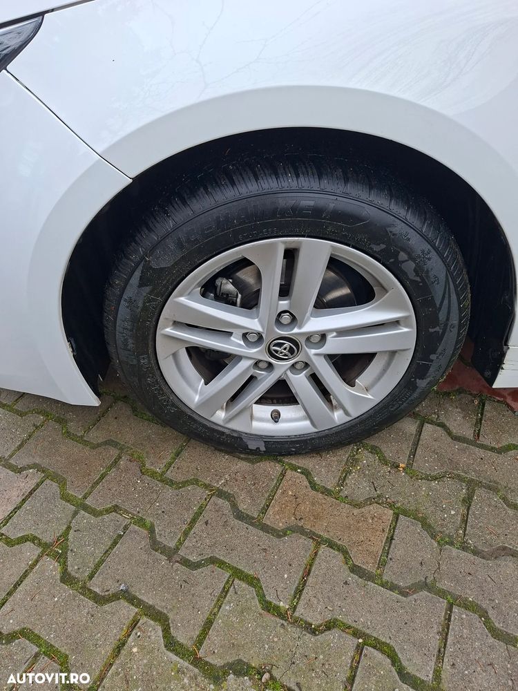 Toyota Corolla 1.8 Hybrid - 39