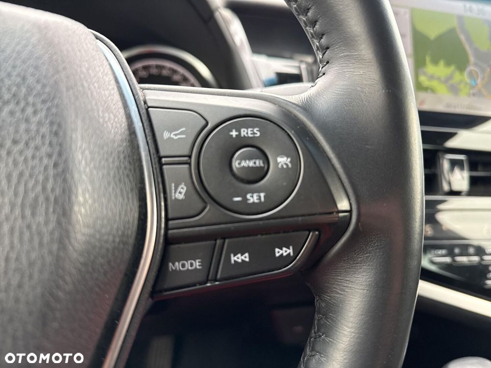 Toyota Camry 2.5 Hybrid Prestige CVT - 17