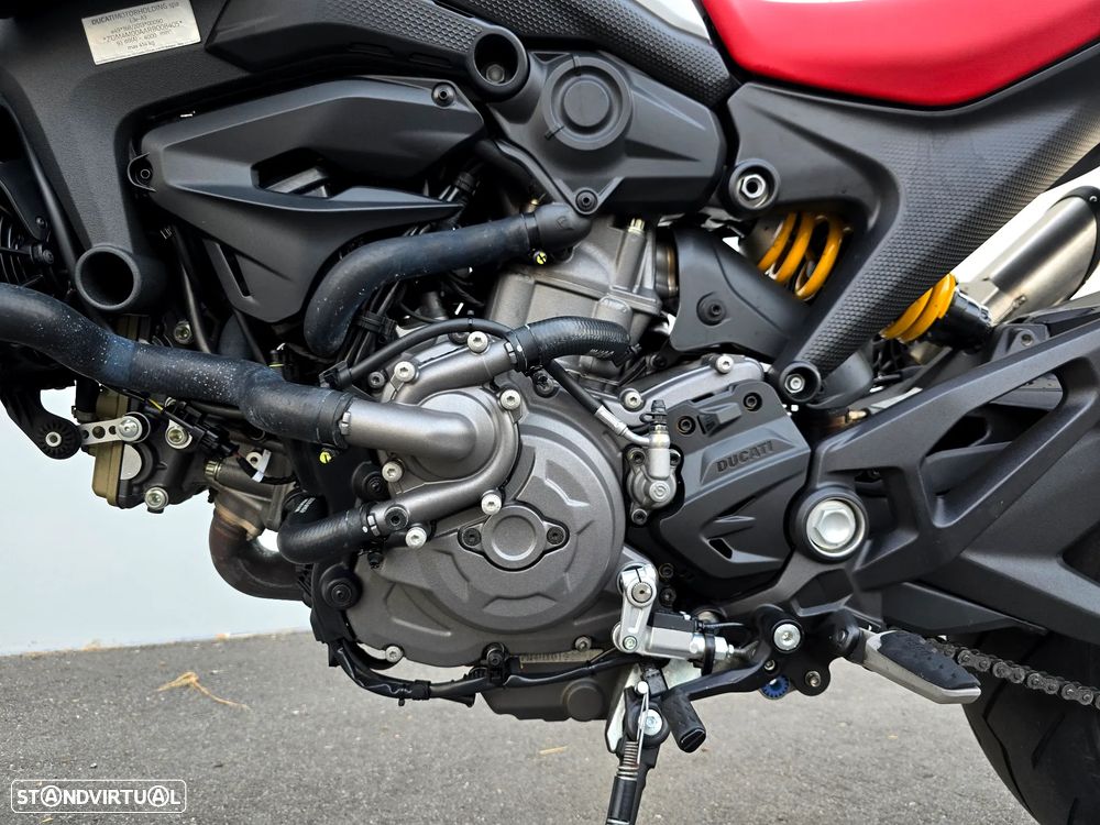 Ducati Monster 937 - 12