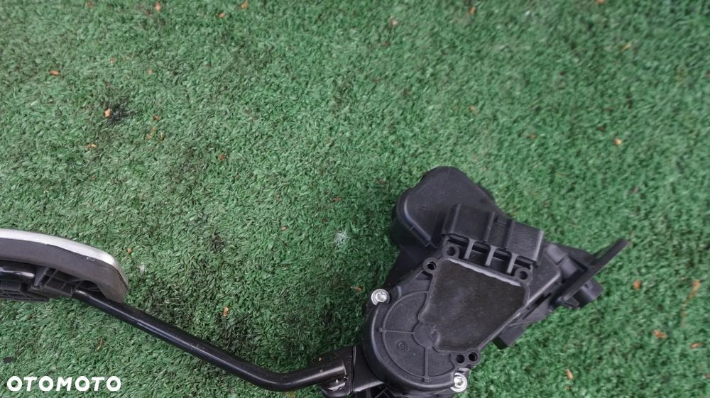 Mitsubishi Pajero IV 3.2 DID potencjometr pedal gazu 1706-0119 MP30-017 - 2