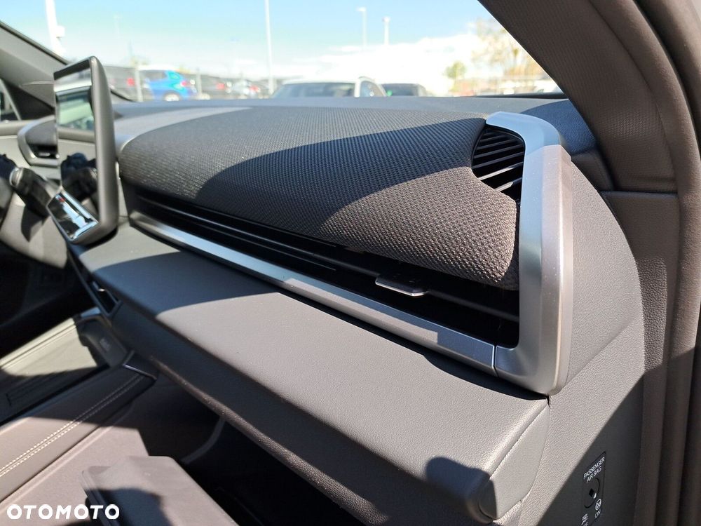 Volkswagen T-Roc 1.5 eTSI Style DSG - 35